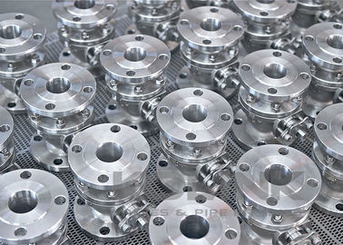 Valvola a sfera in acciaio inossidabile 2-pc sfera galleggiante a corpo diviso CF8 CF8M